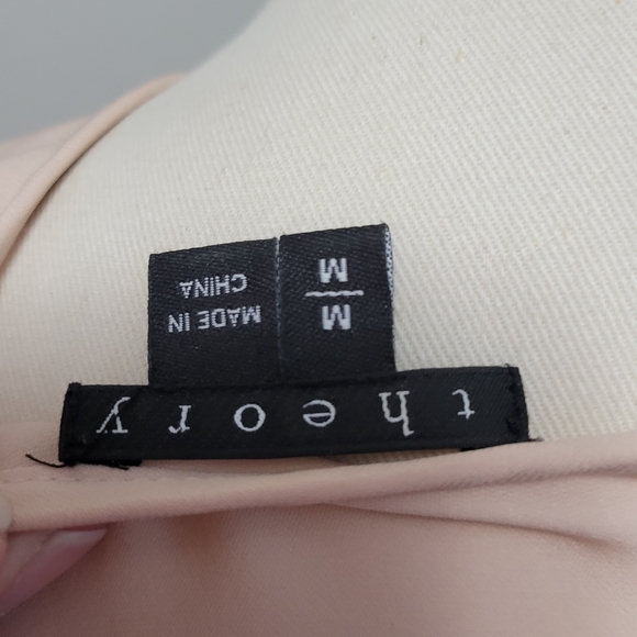 Theory Jethria blush silk peplum blouse size medium - Picture 5 of 7